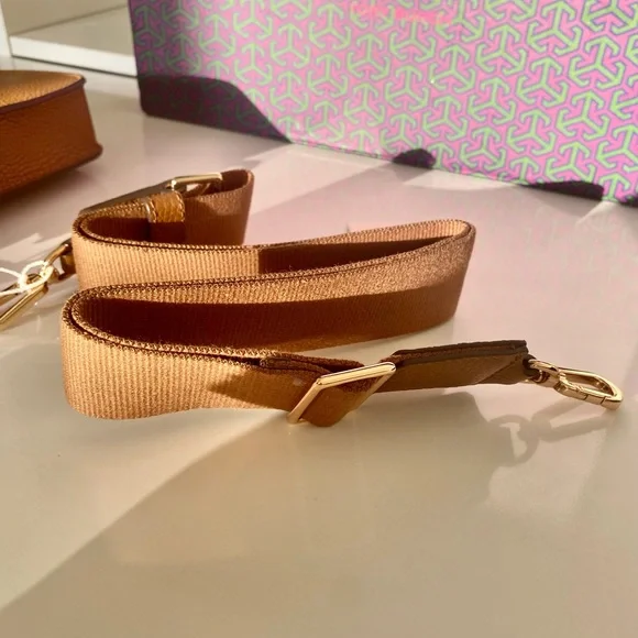 🍀🎀NEW🎀Tory Burch Thea CellPhone crossbody bag/shoulder bag/leather - Picture 12 of 12